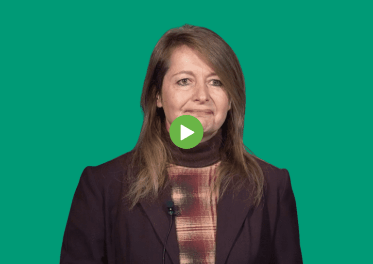 Sophie Ollivier, Chief Data Officer Servier, conférencière à Ionis STM, dans la formation biotechnologies
